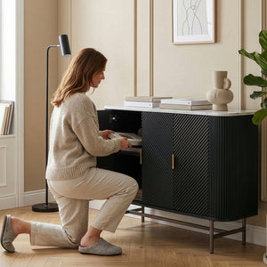 Sideboard Olvehok 110x40x77 cm Schwarz/Marmoroptik, weiß [en.casa]