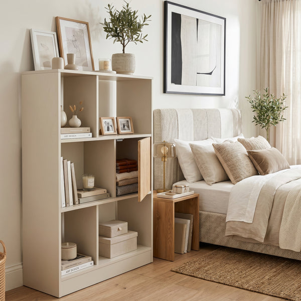 Bücherregal Karena 112x70x30 cm Cremeweiß/Eicheoptik [en.casa]