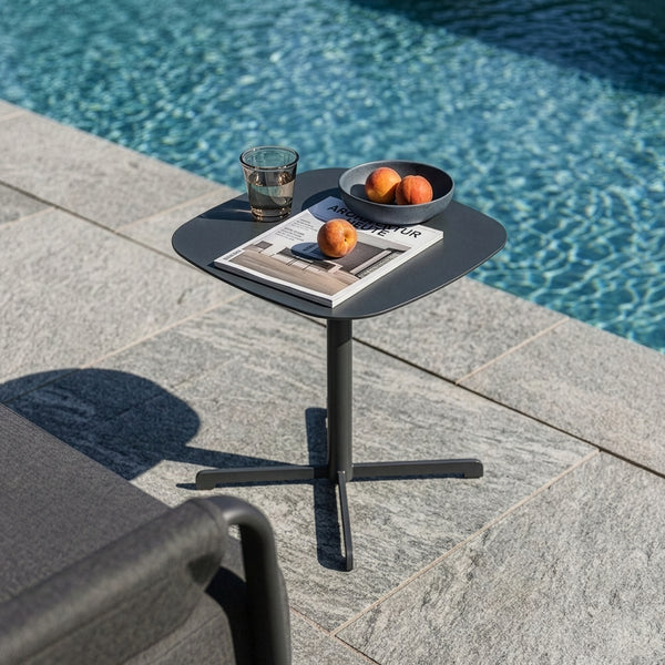 Outdoor Beistelltisch Foggia 43x40x40 cm Stahl Anthrazitgrau [casa.pro]