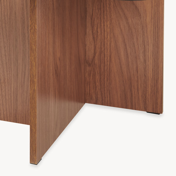 Couchtisch Benexjö mit Glasplatte 70x70x36 cm Walnussoptik/Grau [en.casa]