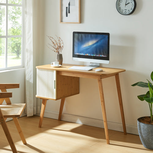 Schreibtisch Tysvær [en.casa]